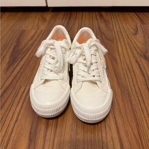 Rocketdog Canvas Tennis Shoes